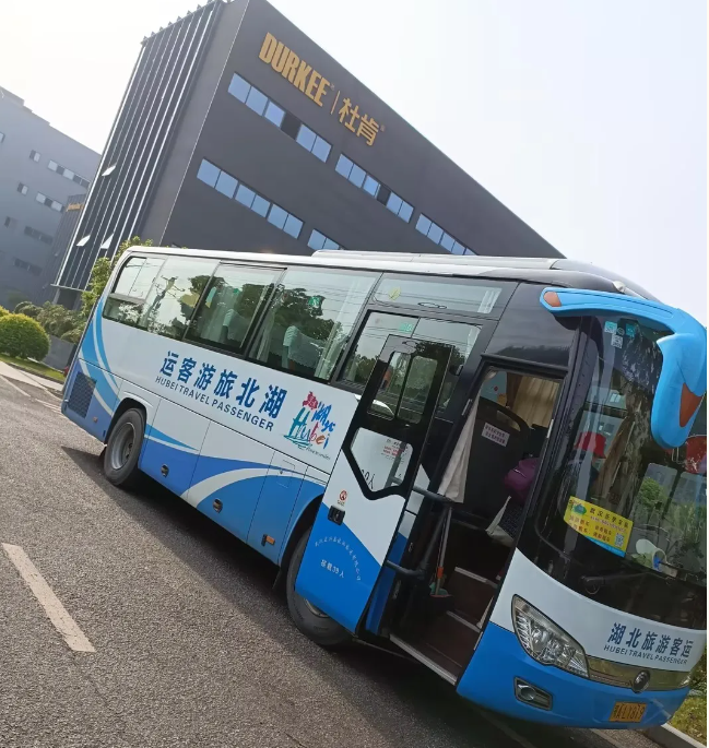 NG28风管销售中心安徽明堂山景区游览团建活动